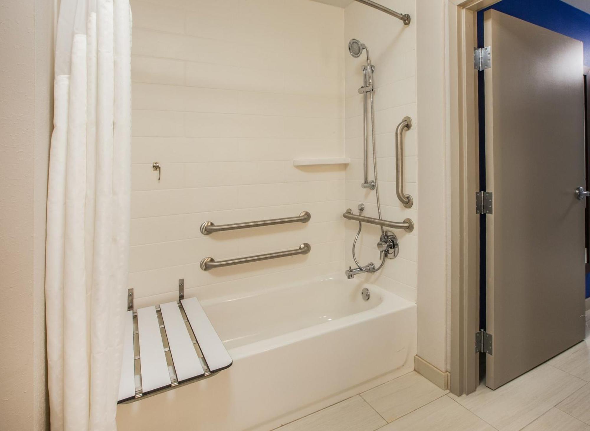 Hotel Express & Chicago - By Ihg Oak Forest